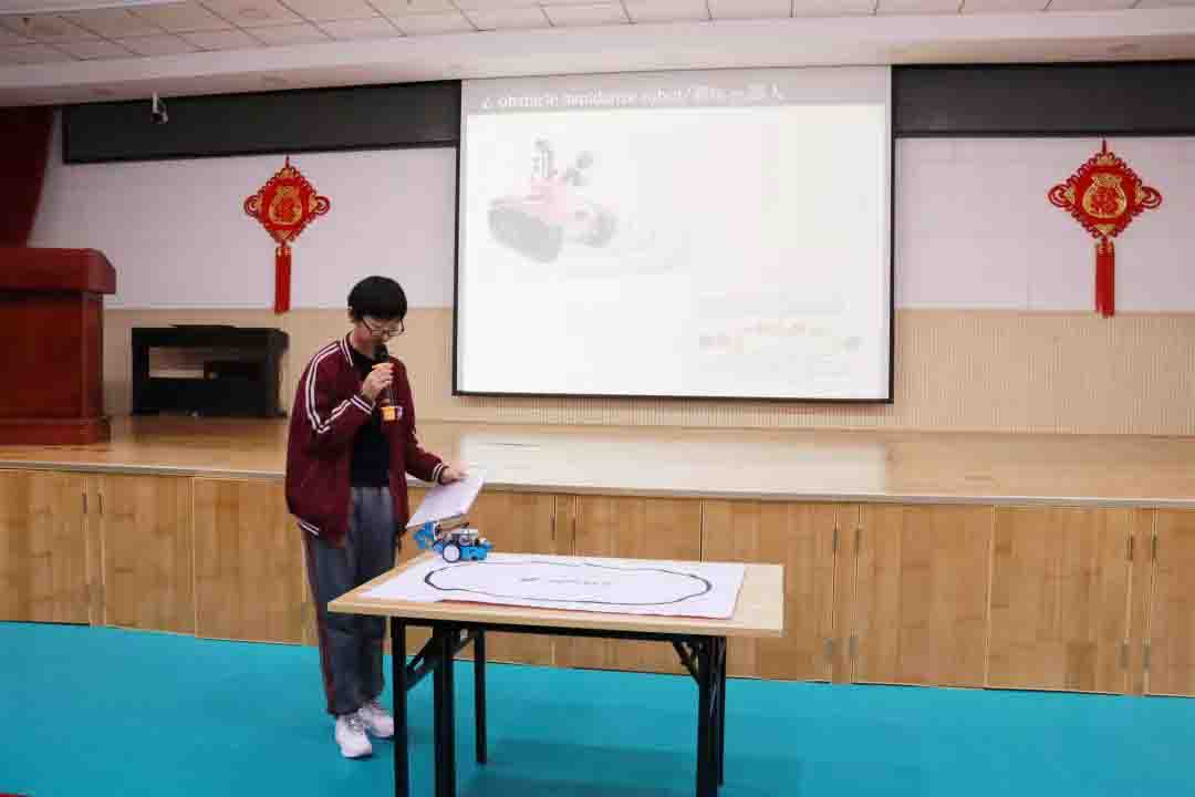 ���⸽У˫��ѧУ(ԭ������ʸ���)