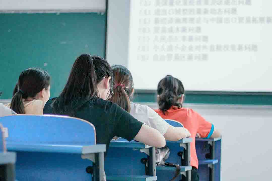 ������ʸ���