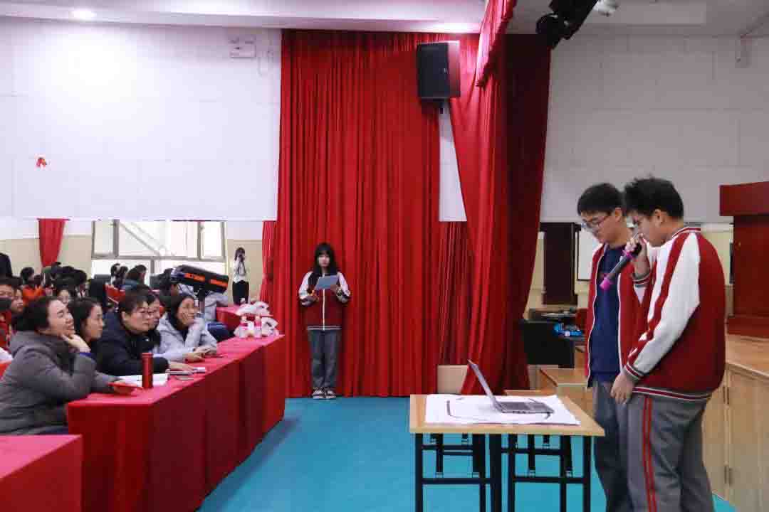 ���⸽У˫��ѧУ(ԭ������ʸ���)