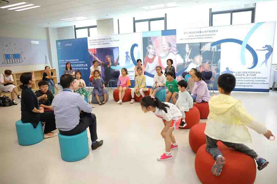 ������ɽŵ�°���ѧУ