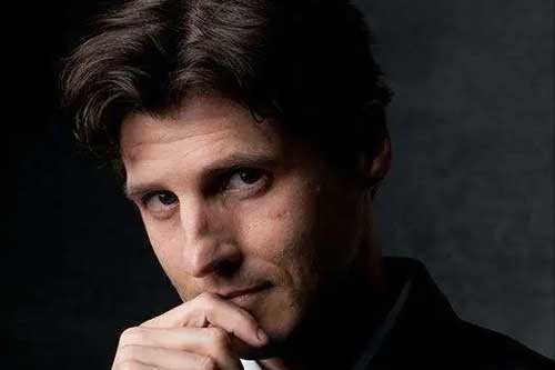 北京明诚外国语学校