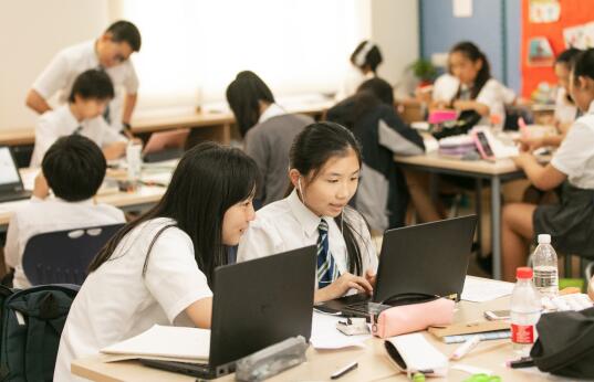 ����ŵ�°���ѧУ