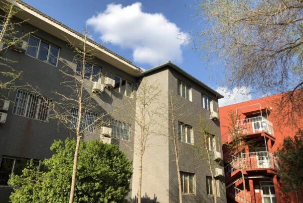 ��������ѧУ