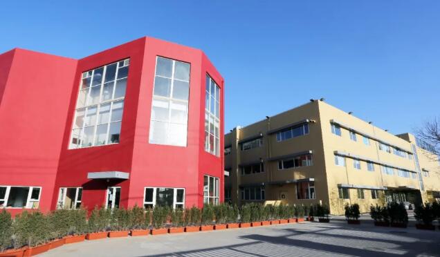 �������˫��ѧУ