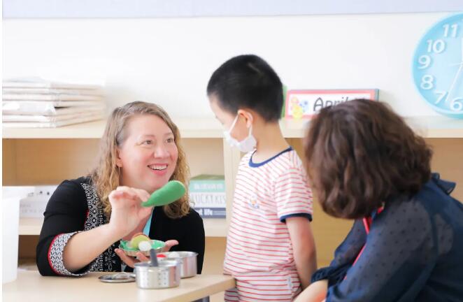 �����з�ɽ��ŵ�°���ѧУ