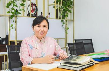 ���Ϲ���˫��ѧУ