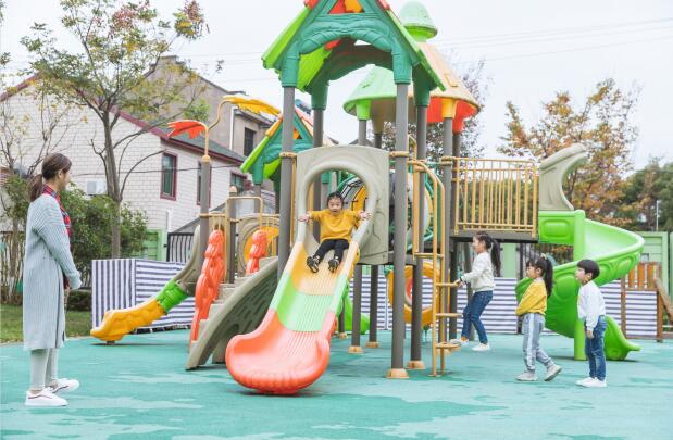 �����׶�԰