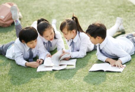 �������������ѧУ��ʯѧԺ