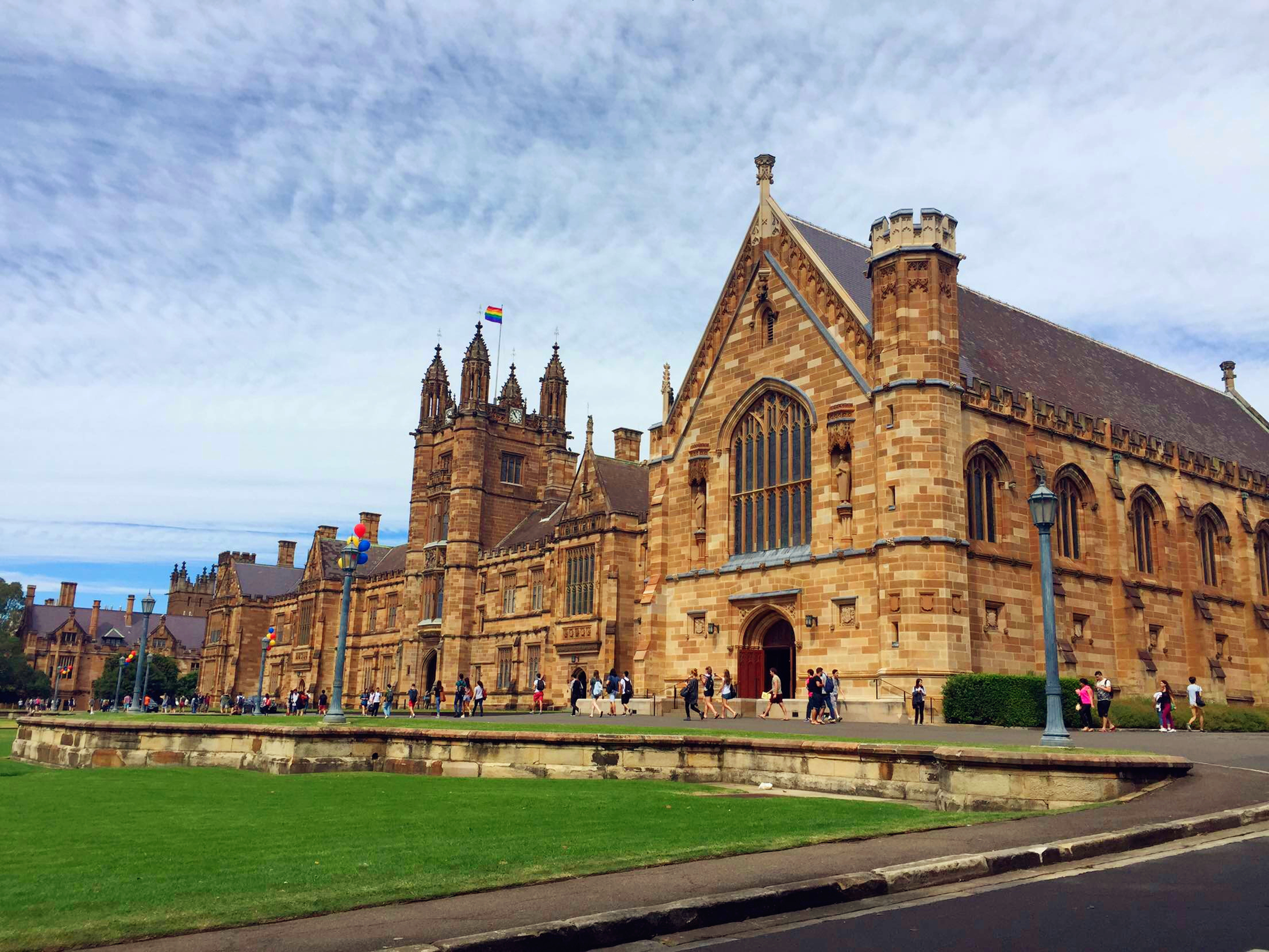 北京外国语大学留学预科分数要求高不高?