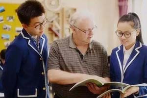 ������ѧ���ʲ����в���ѧ����