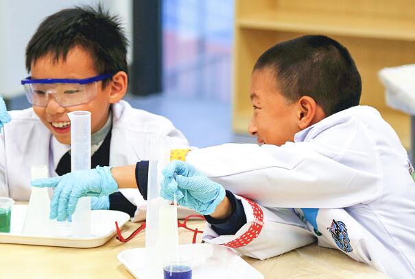 北京市朝阳区赫德双语学校.jpg