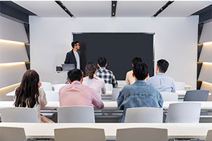 ������˫��ѧУ����ѧʲô�γ�?