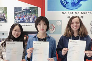 ��ƽ�������У������ѧ������������ʦ�ɳ�