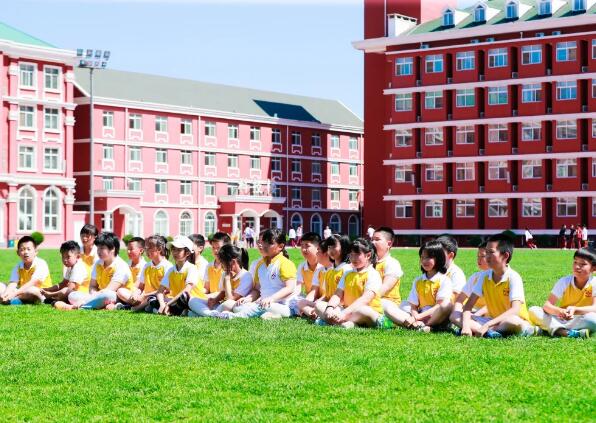 �������Ϲ���ѧУ