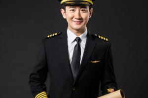 哈尔滨广厦学院空乘专业学费是多少？