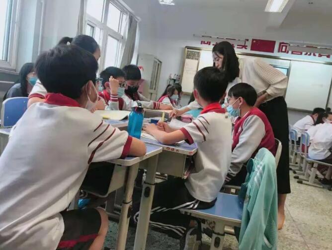 ������ʵ��ѧУ