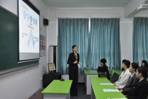 辽宁理工学院继续教育学院举行航空公司校园招聘会