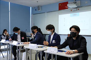 ����γ����ı�ҵ�����£�˭����������Ϯ�ߣ��۹�����ѧԺ���׶ش�ѧѧԺ��UCL�������󡭡�