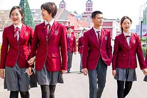 ��������ѧУ�аĺ�����Ŀ��ô����