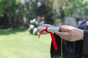 ����ҽѧԺ��ְ�о���ѧ�Ѹ���