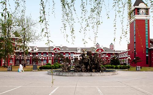 ���Կ����ϱ�����˽�����ѧУ��?