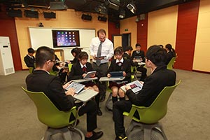 ���Ϲ���˫��ѧУ