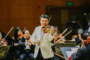 ��������ѧԺ��ʯʵ��ѧУ