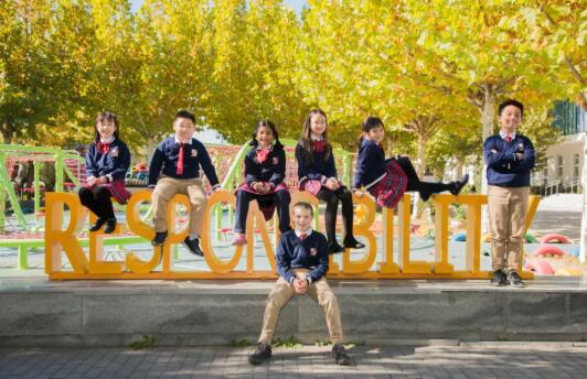 ���Ϲ���˫��ѧУ������