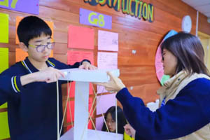 �����¸�ѧ�����ѧУ��ѧ����ƿγ���Σ�