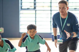 ������˳����ŵ�°���ѧУ�Ľ�ʦ������Σ�