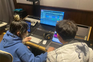 �������Ϲ���ѧУ�������У�����&�������ִ���Ӫԭ��������