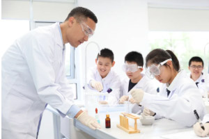 �������Ϲ���ѧУУ԰��������