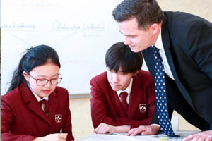 �������Ϲ���ѧУ