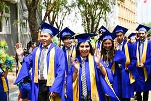 北京新府学外国语学校