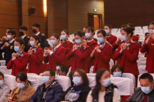 武汉工程科技学院民航职业教育授装仪式暨年度表彰大会