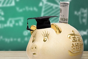 对外经济贸易大学出国留学国家哪个费用低？