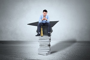 2025年中南财经政法大学在职研究生招生条件