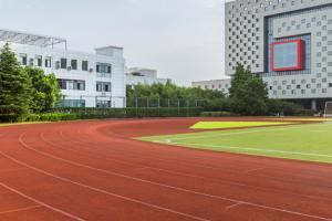 郑州科技学院航空学院空中乘务专业学制几年？