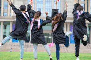 2025年四川外国语大学成都学院3月校园动态