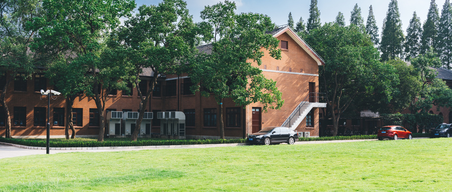 ���ϸ߿�200����������ʲô��רѧУ��