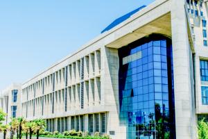 石家庄经济职业学院药品生物技术专业就业前景怎么样?薪资高吗?