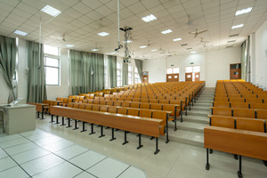 �Ƚϱ��˵����������ѧ˶ʿԺУ�Ƽ�