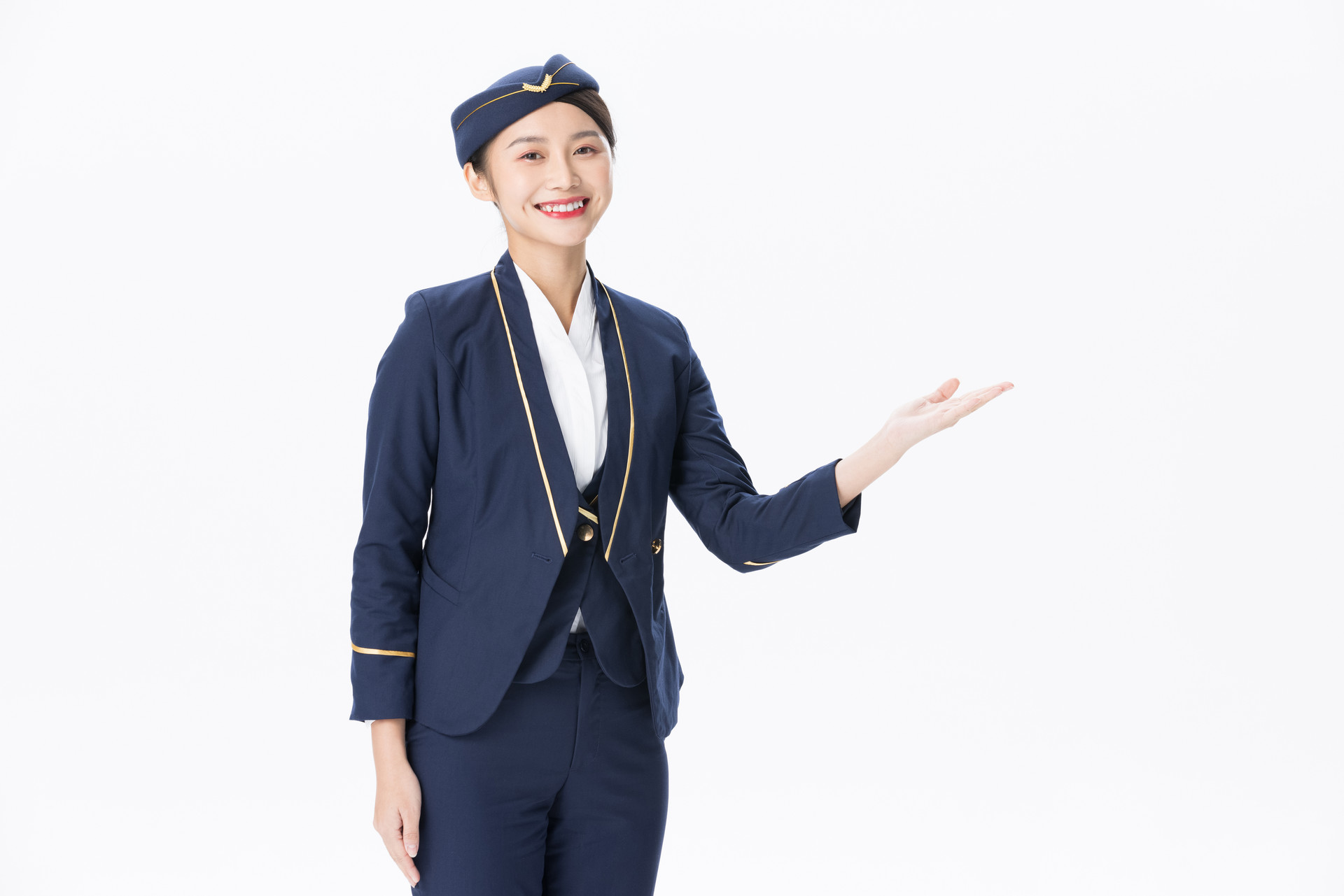 專科空乘專業學什么課程,難不難?