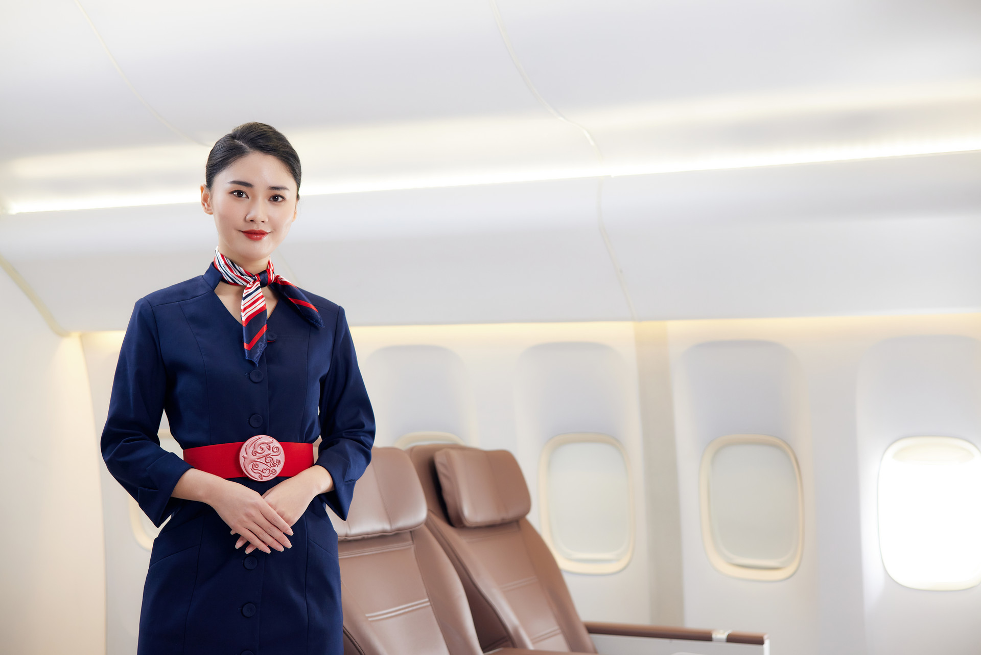 高中女生報(bào)空乘專(zhuān)業(yè)好嗎?