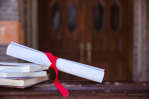 国内免考在职研究生被认可吗