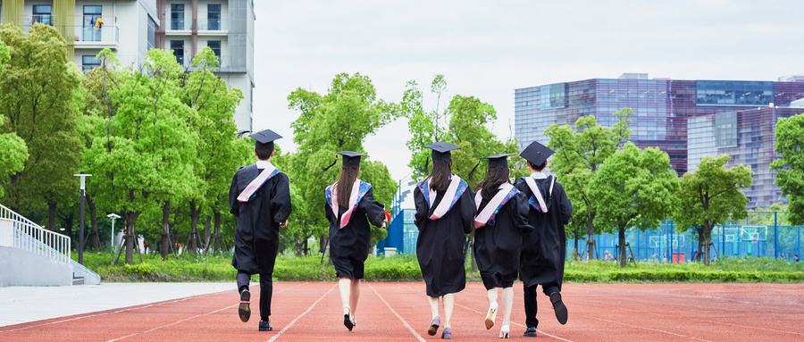 初中生走地勤專業(yè)專科院校