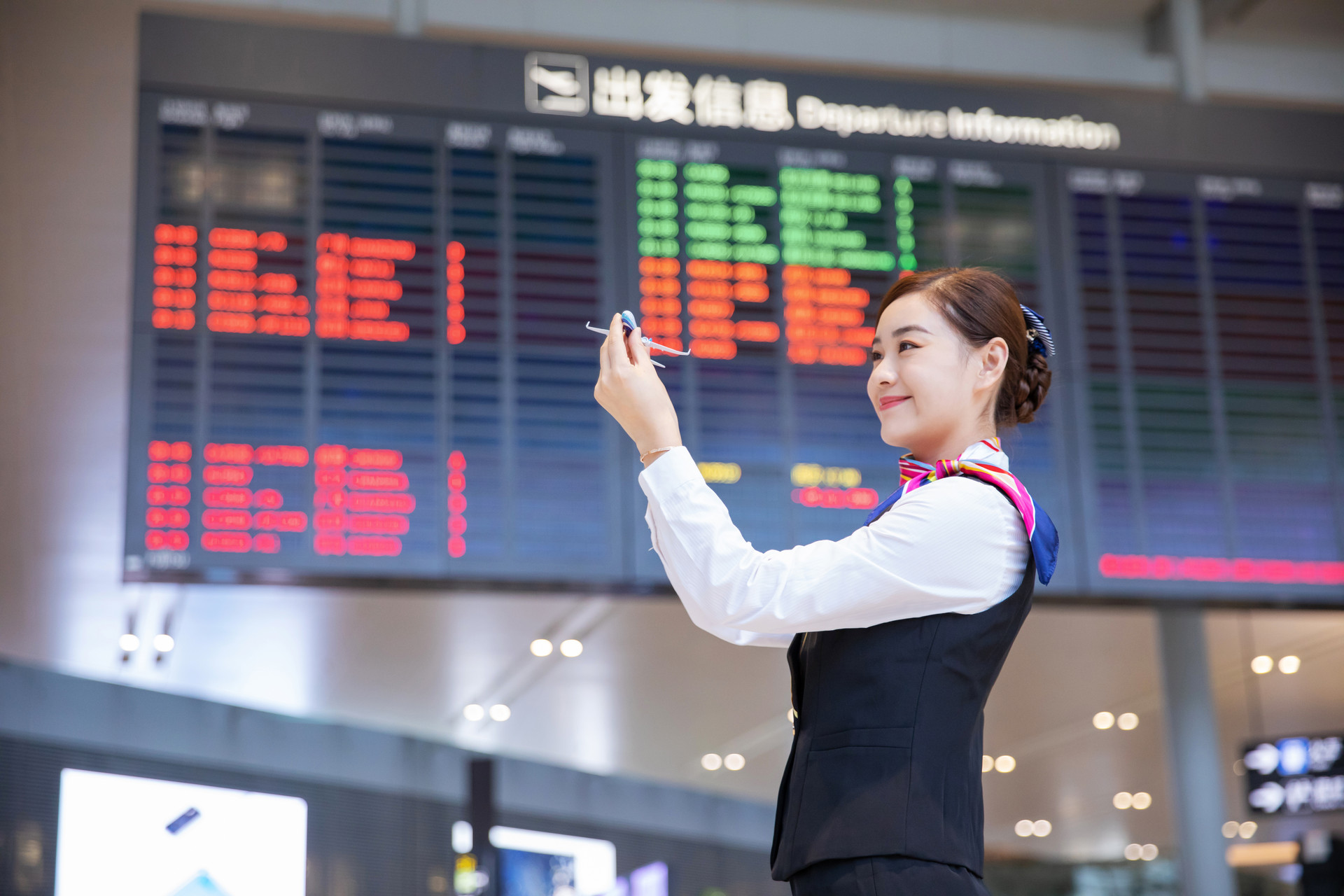 空乘專業(yè)本科學(xué)校哪個(gè)好?