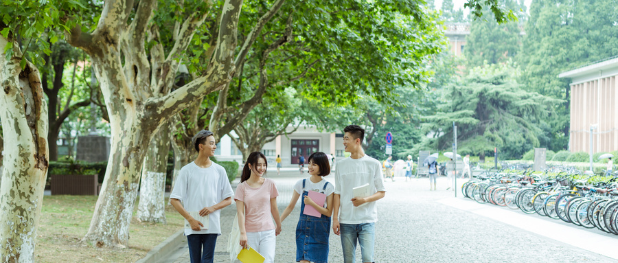 初中生在山东上大学需要多少钱?