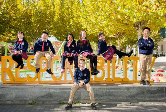 ���Ϲ���˫��ѧУjpg