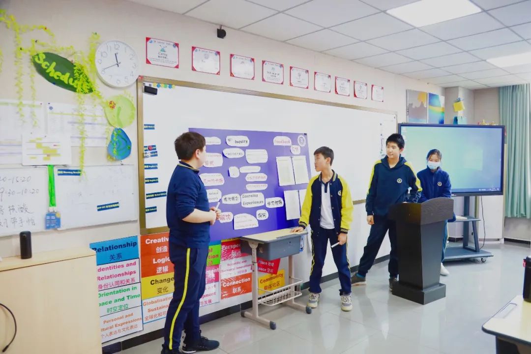 新府学外国语学校课程